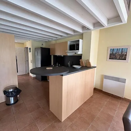 Maison Avec Vue Golf 8 Pers Avec Piscine Apartmán *