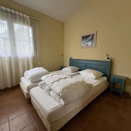 Apartmán Maison Avec Vue Golf 8 Pers Avec Piscine *
